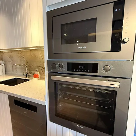 Sa Apartments! Sea View 2bd Flat * アランヤ